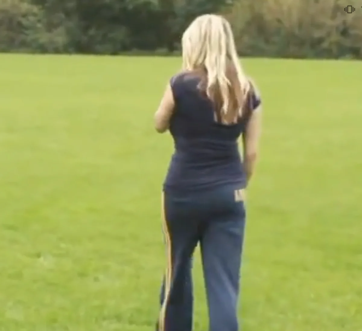 Lizzie Stables, Jay's girlfriend in Inbetweeners. What a body she had! picture 3 of 10