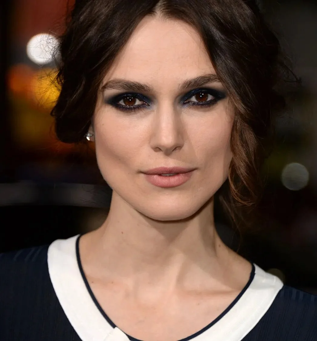 Keira Knightley picture 1 of 3