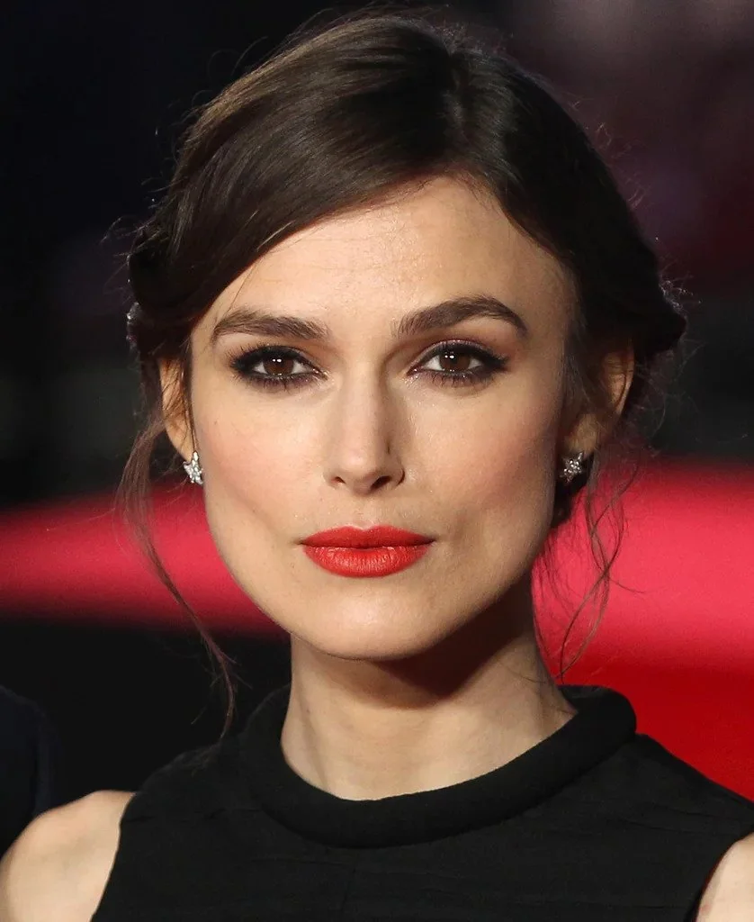 Keira Knightley picture 2 of 3