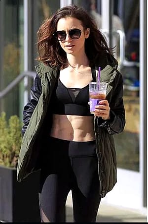 Lily Collins'