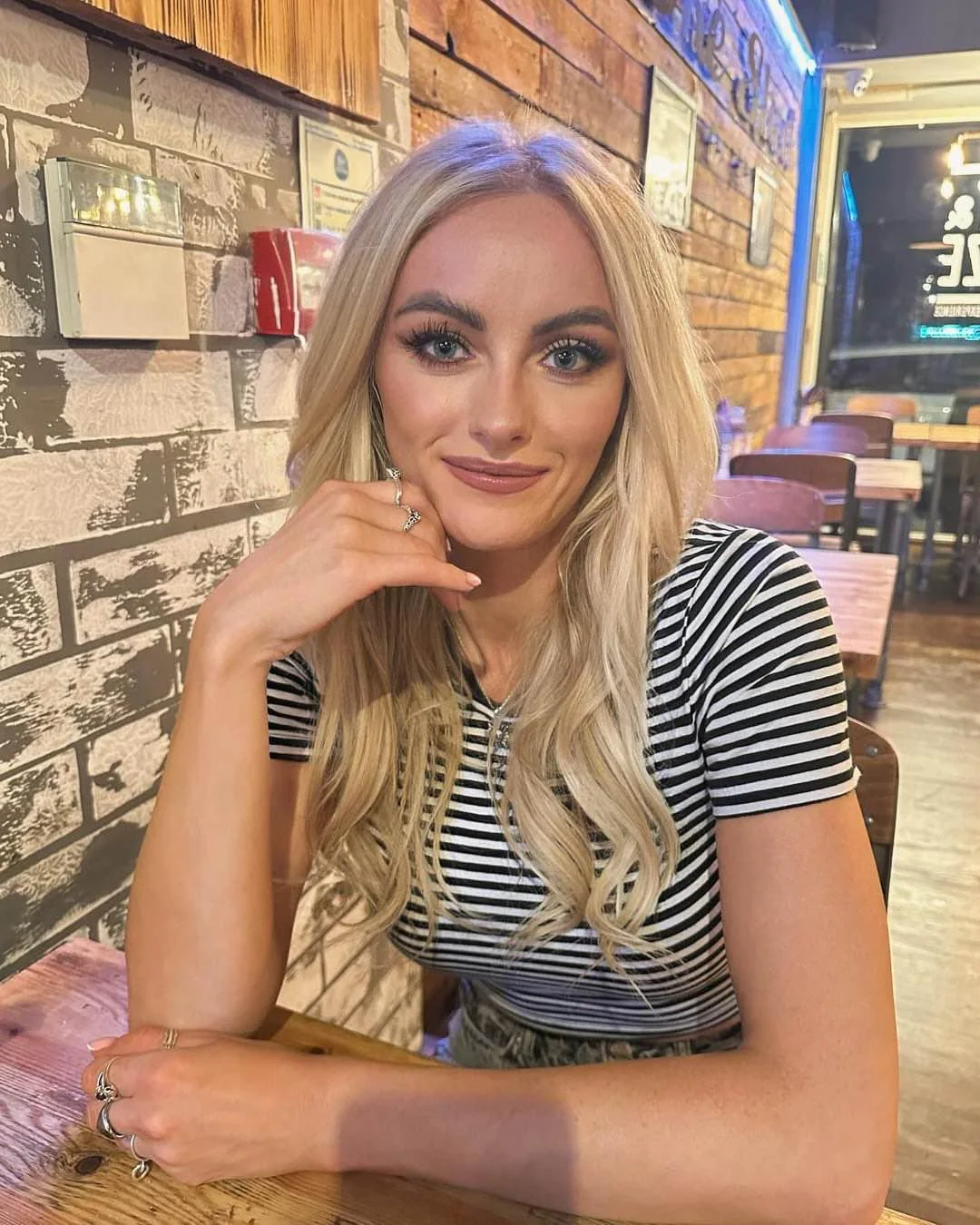 Katie McGlynn picture 1 of 1