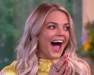 Louisa Johnson picture 9 of 20