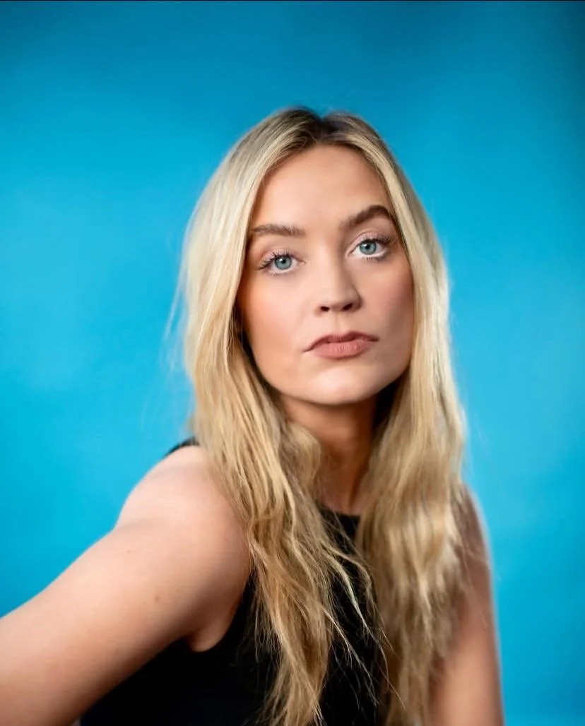 Laura Whitmore picture 4 of 4