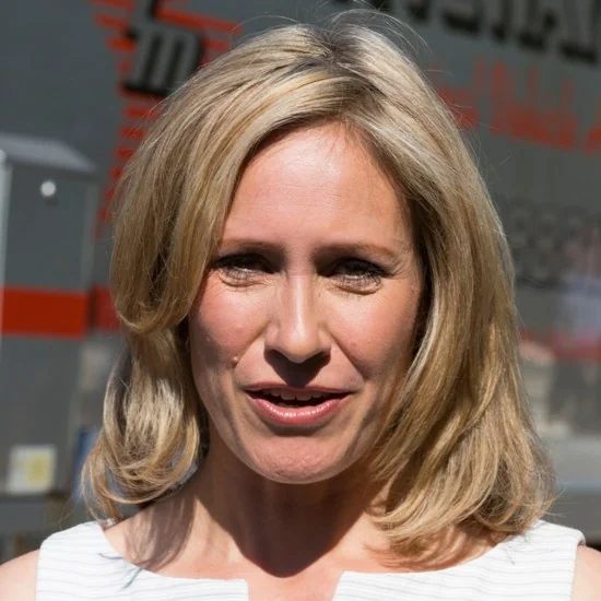 Sophie Raworth picture 2 of 3