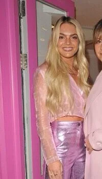 Louisa Johnson picture 2 of 10