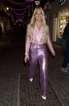 Louisa Johnson picture 9 of 10