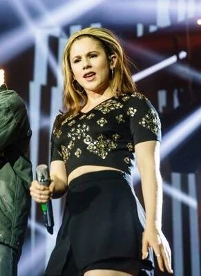 Katy B picture 14 of 15