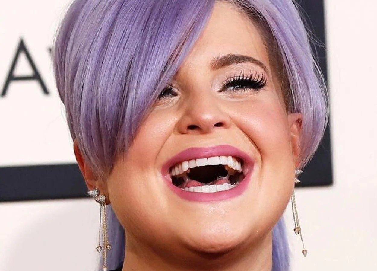 Kelly Osbourne picture 3 of 20