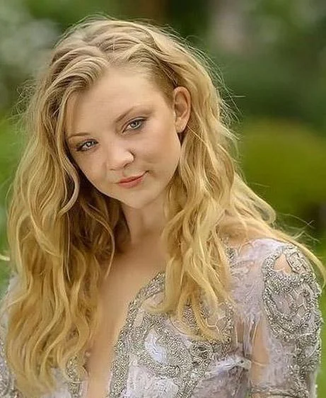 Natalie Dormer picture 2 of 4