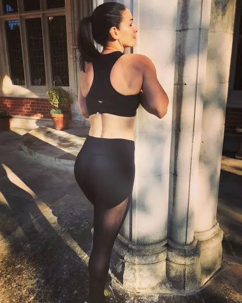 Kirsty Gallacher athletic picture 11 of 15