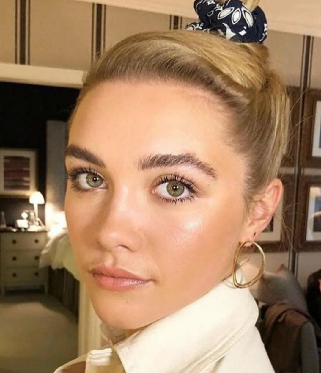 Florence Pugh picture 1 of 1