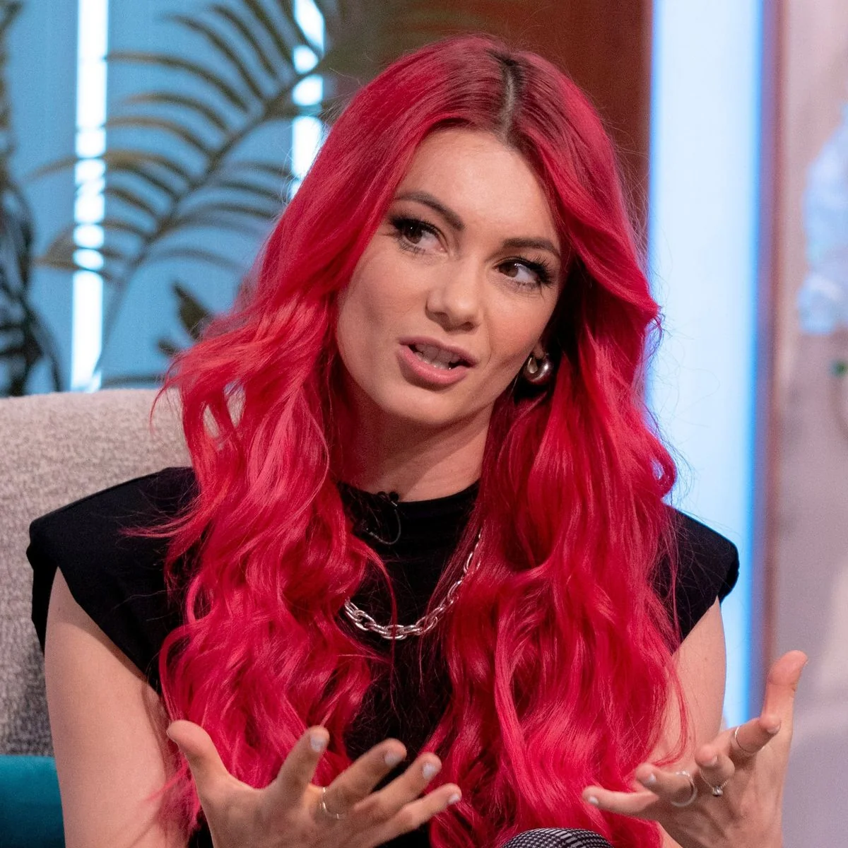 Dianne Buswell picture 3 of 4