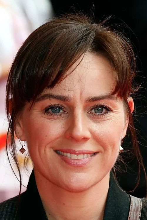 Jill Halfpenny picture 1 of 2