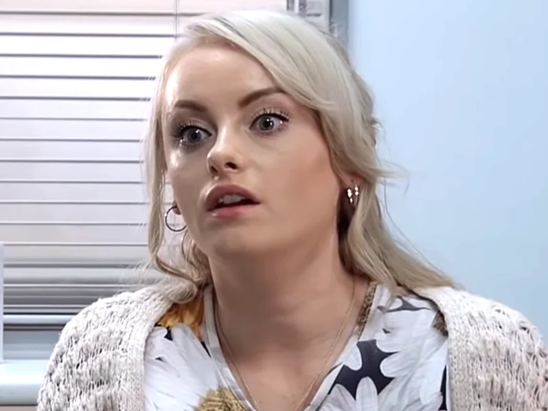 Katie McGlynn picture 3 of 3