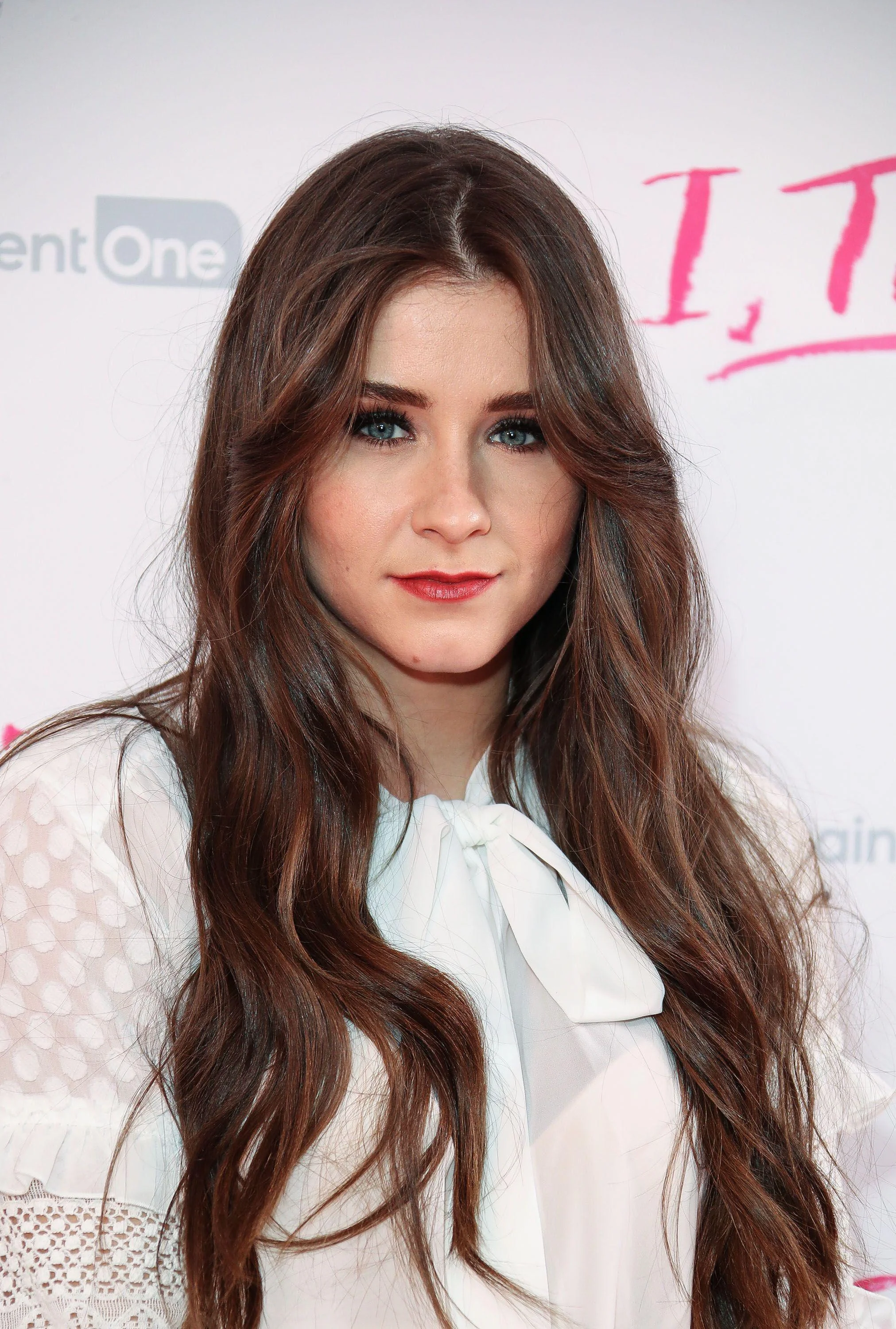 Brooke Vincent picture 1 of 1