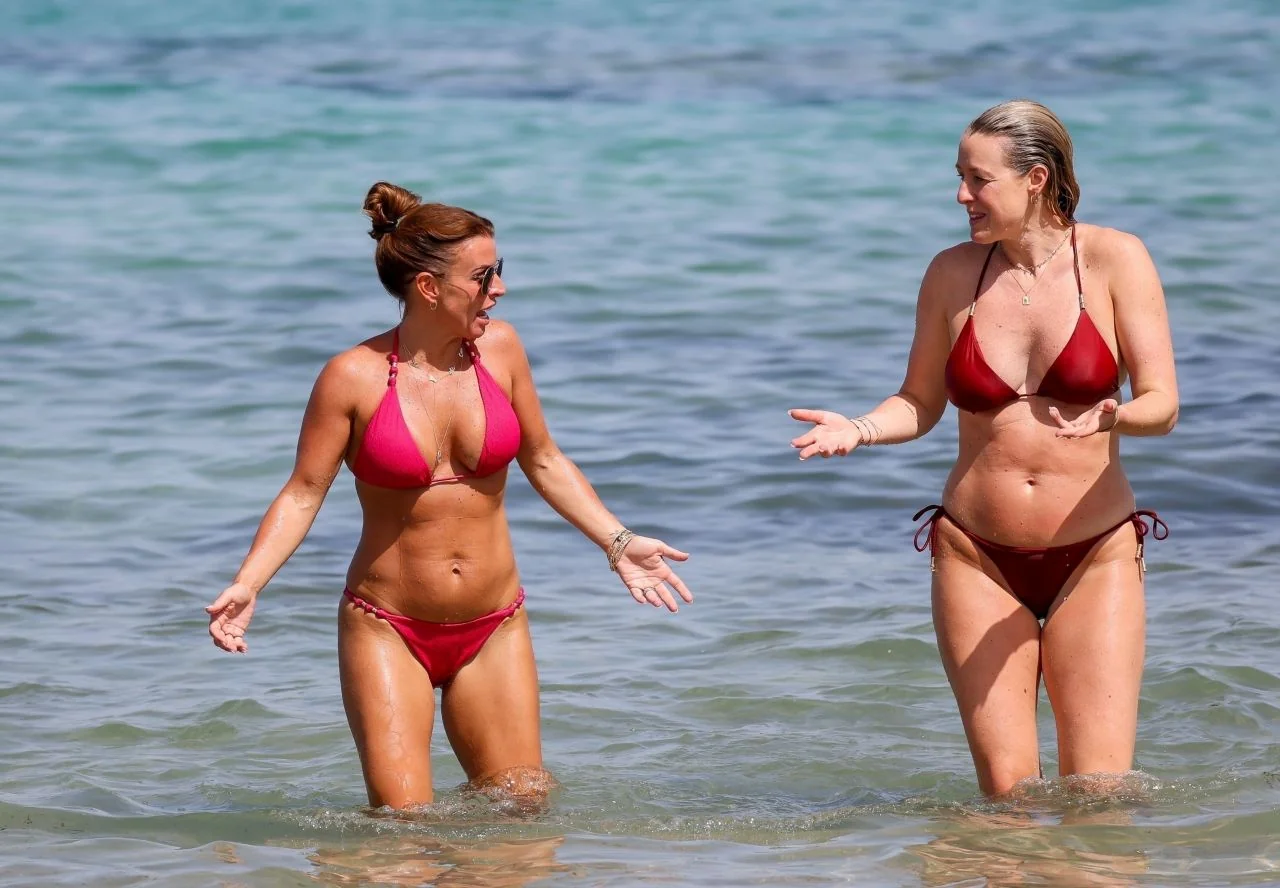 Coleen Rooney - All time fave on the beach picture 3 of 6