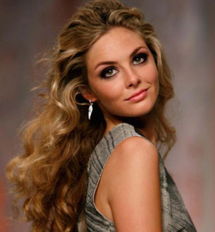 Tamsin Egerton picture 1 of 1