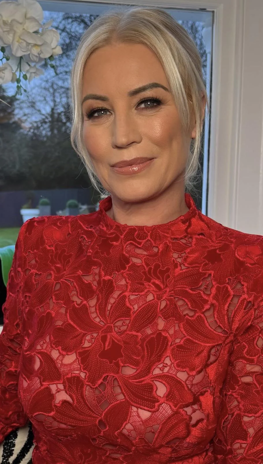 Denise Van Outen picture 1 of 1