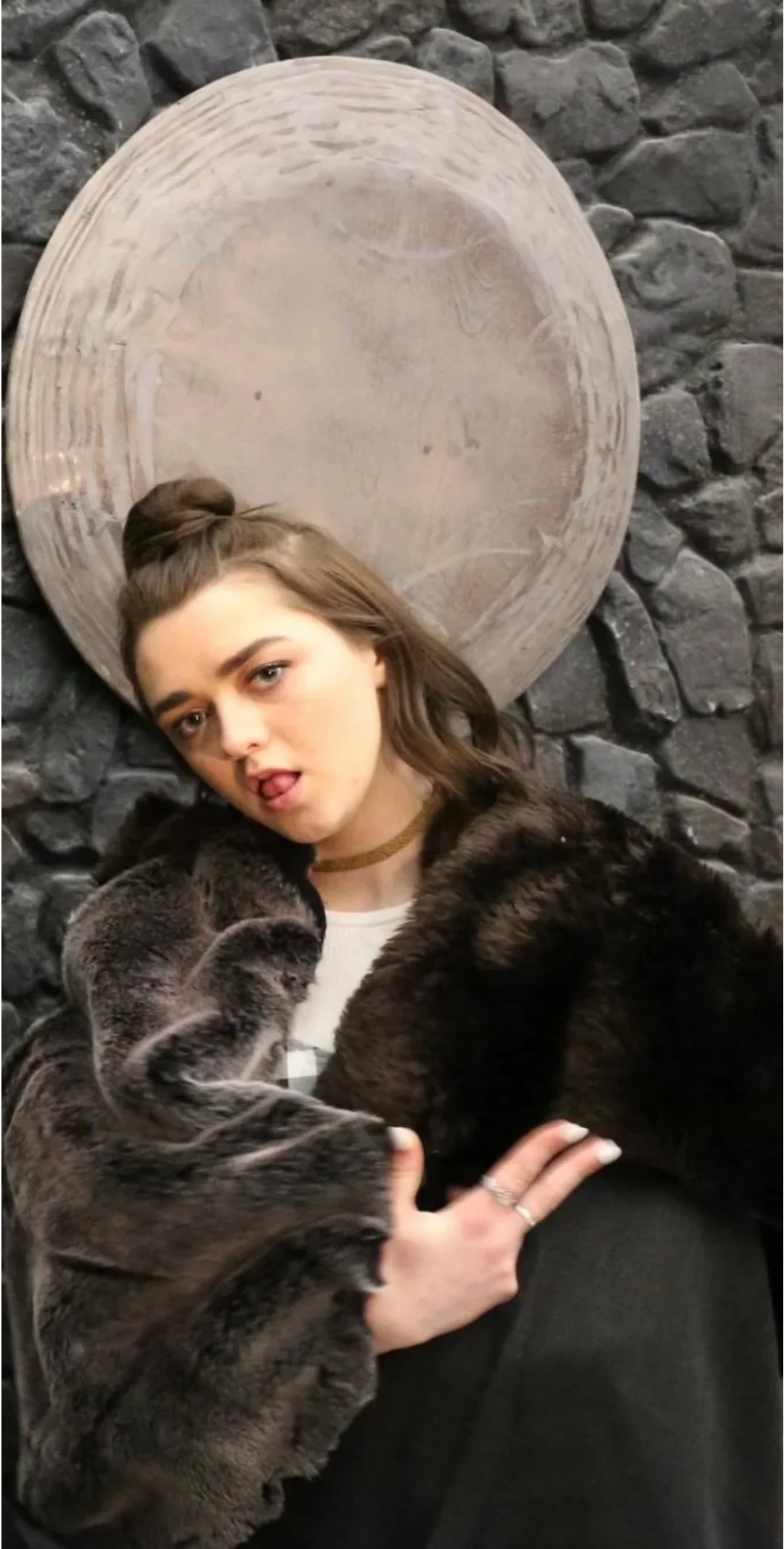 Maisie Williams picture 1 of 1