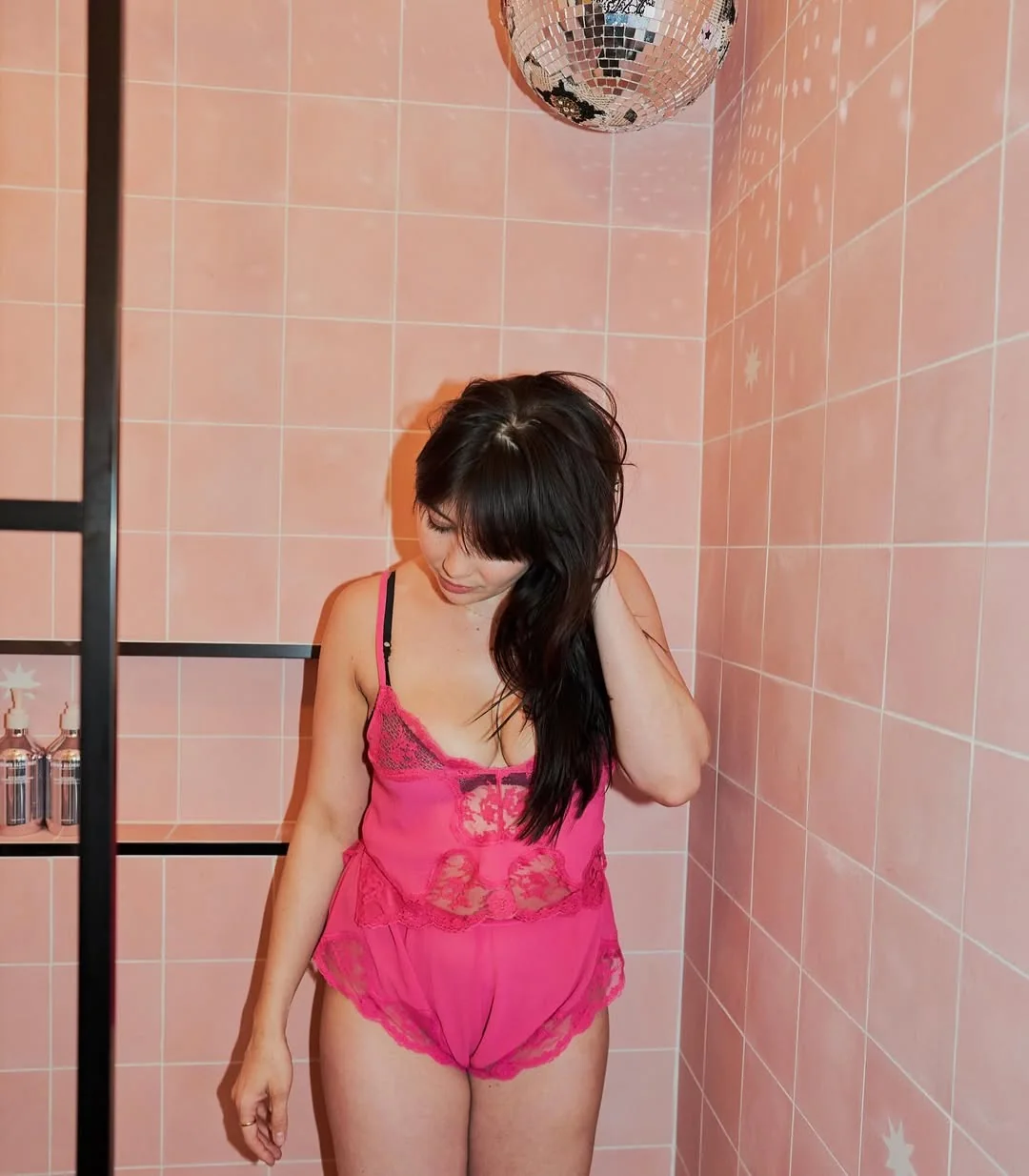 Daisy Lowe picture 4 of 5