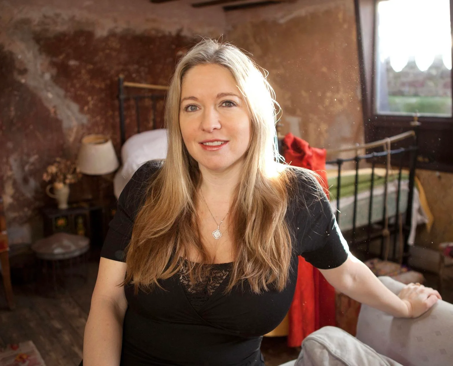 Victoria Coren Mitchell picture 2 of 2