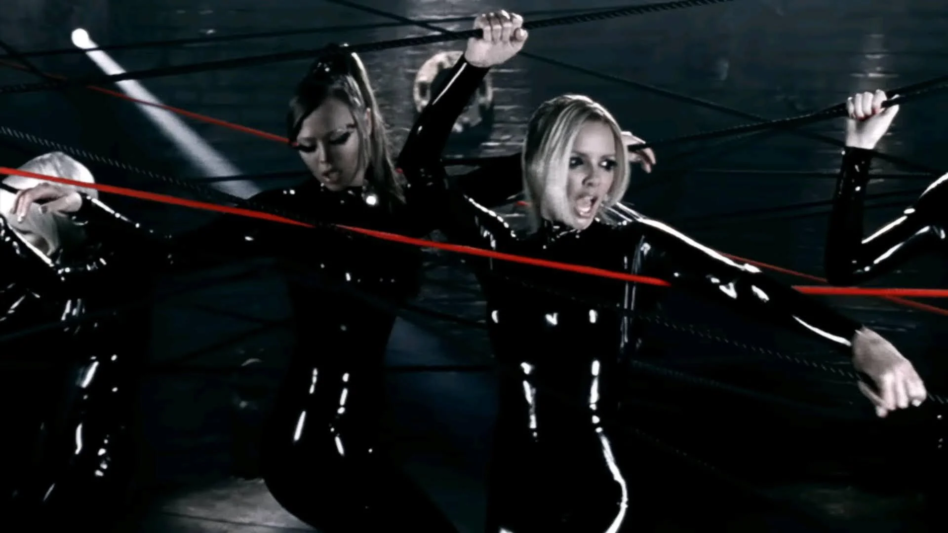 Girls Aloud (Latex) picture 11 of 20