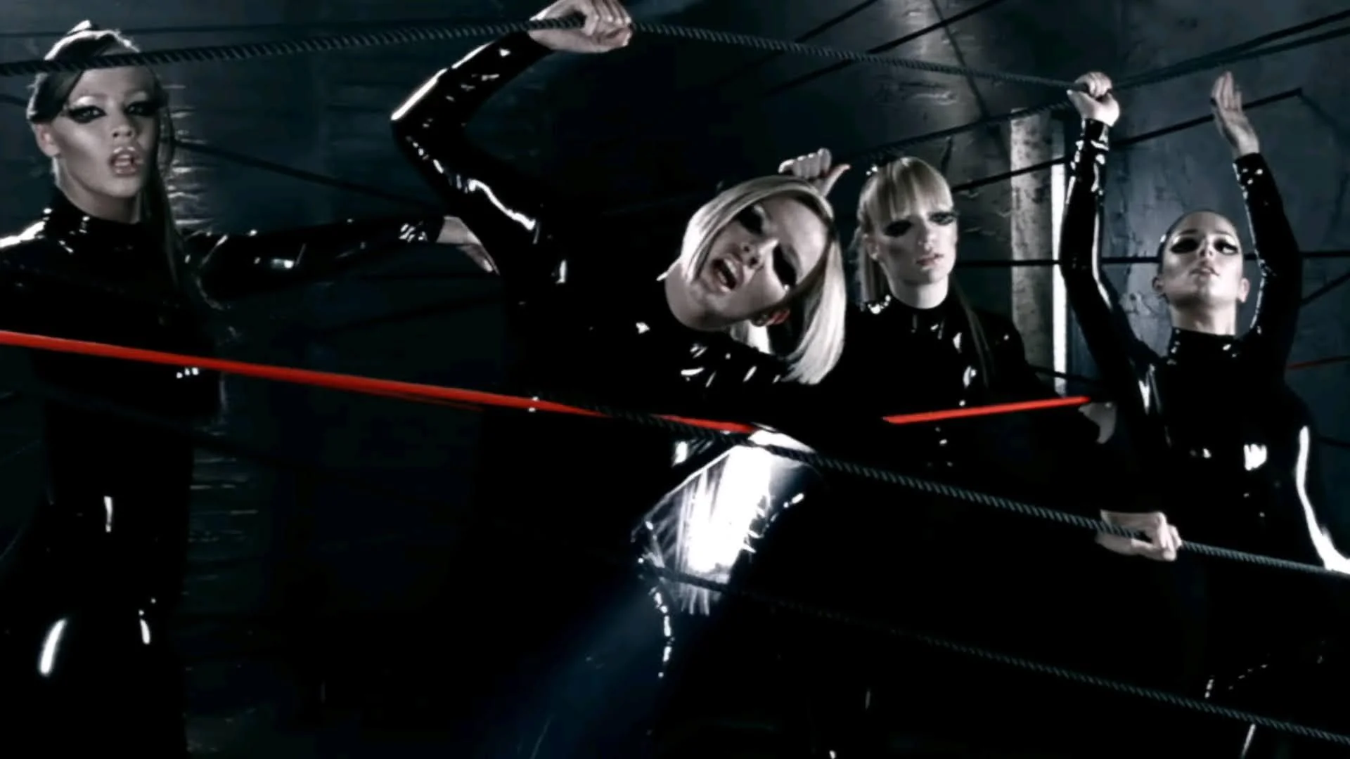 Girls Aloud (Latex) picture 12 of 20