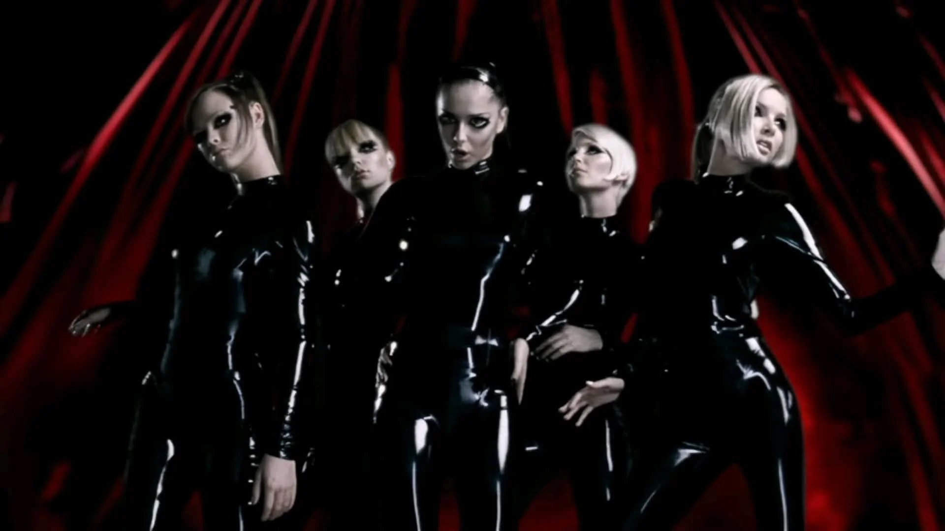 Girls Aloud (Latex) picture 14 of 20