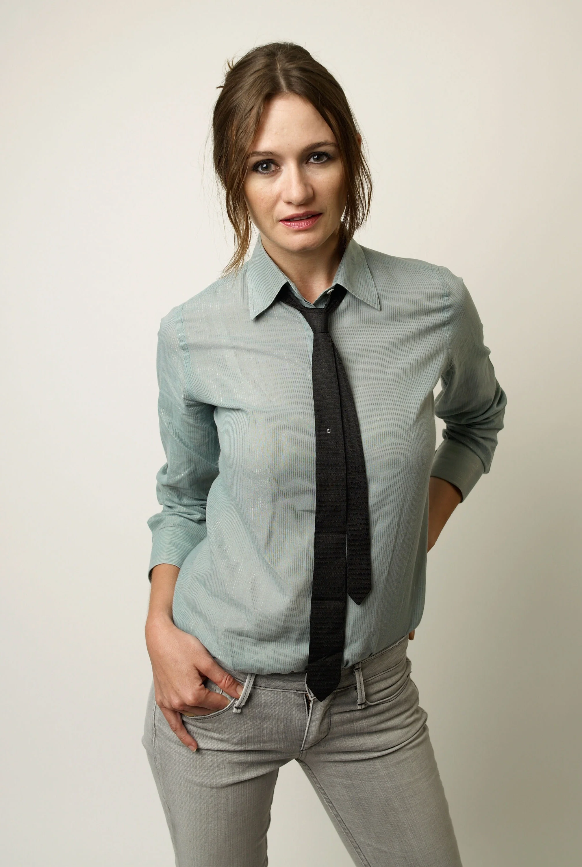 Emily Mortimer picture 2 of 4