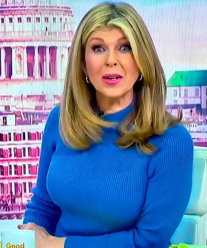 Kate Garraway picture 2 of 4