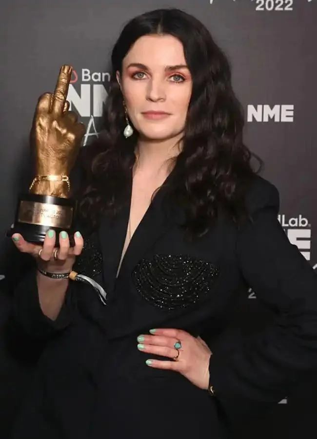Aisling Bea picture 1 of 1