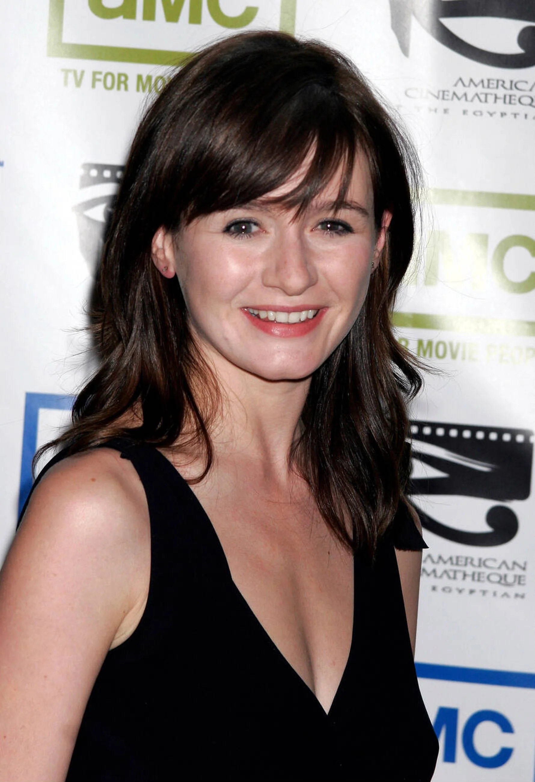 Emily Mortimer picture 2 of 5