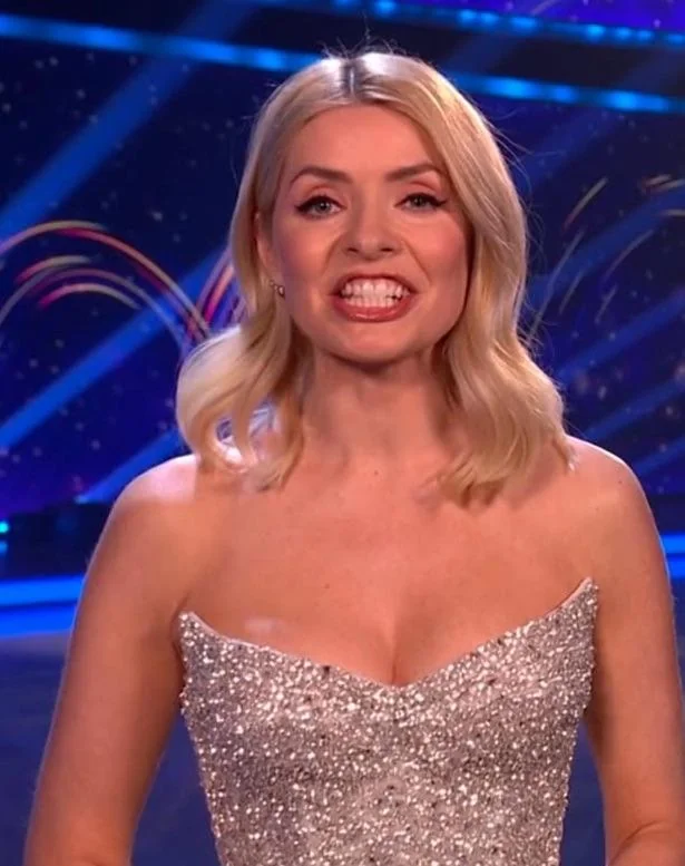 Holly Willoughby picture 8 of 8