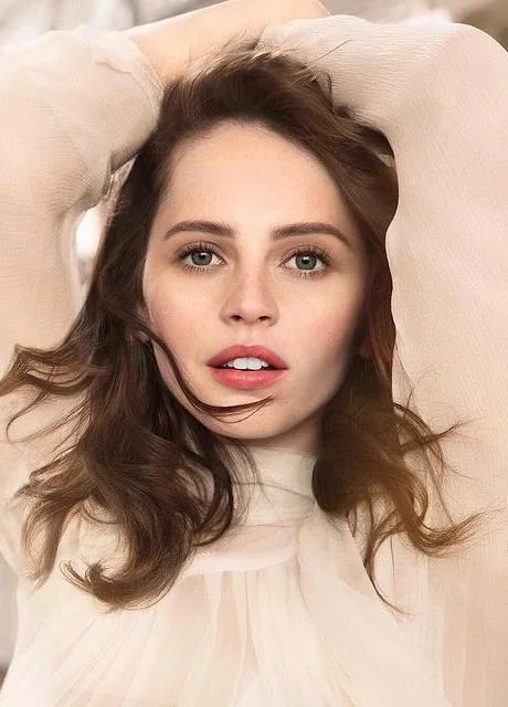 Classic Picture of Felicity Jones picture 1 of 1