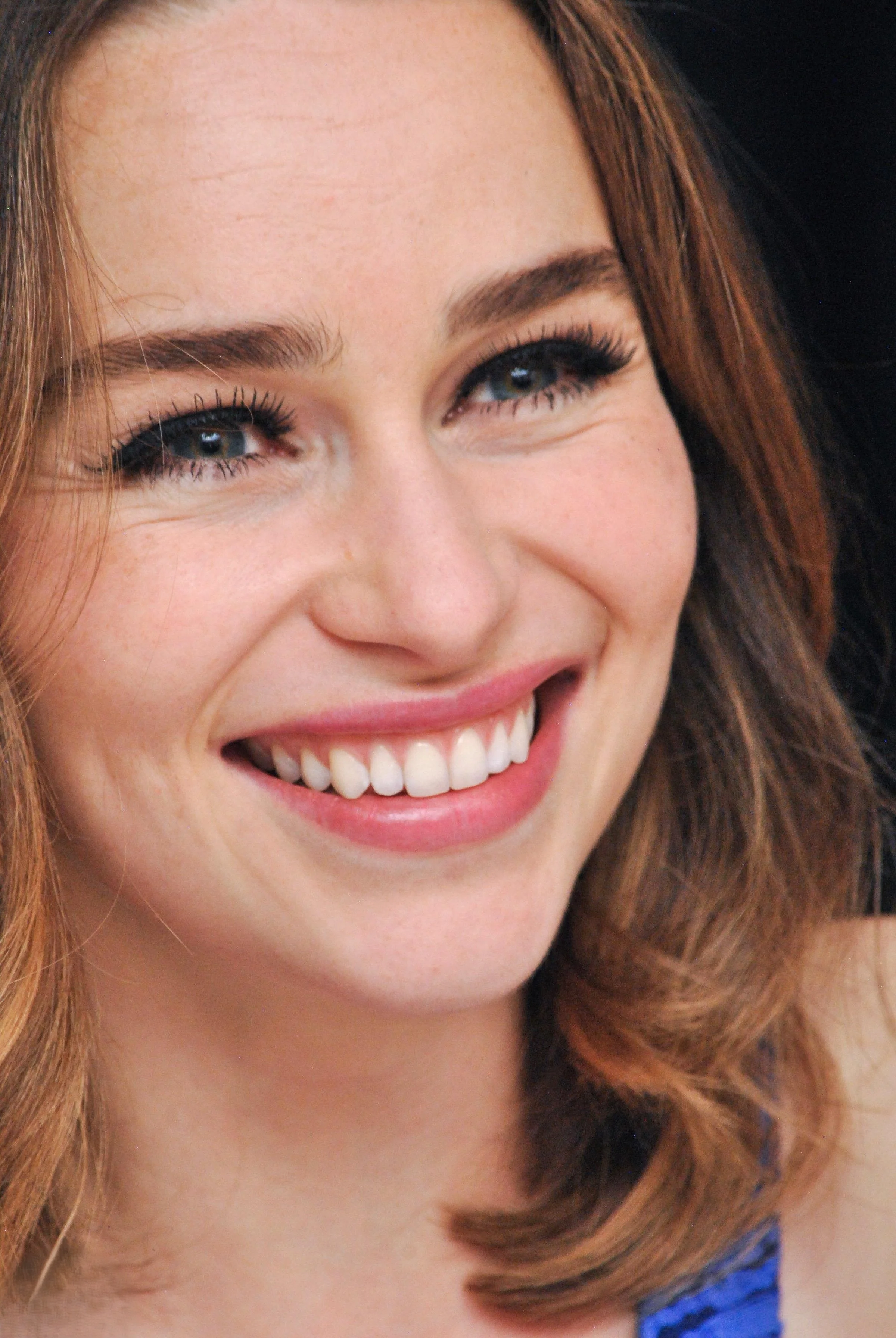 Emilia Clarke picture 1 of 5