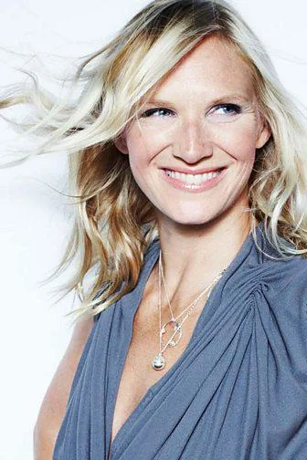 Jo Whiley picture 1 of 1