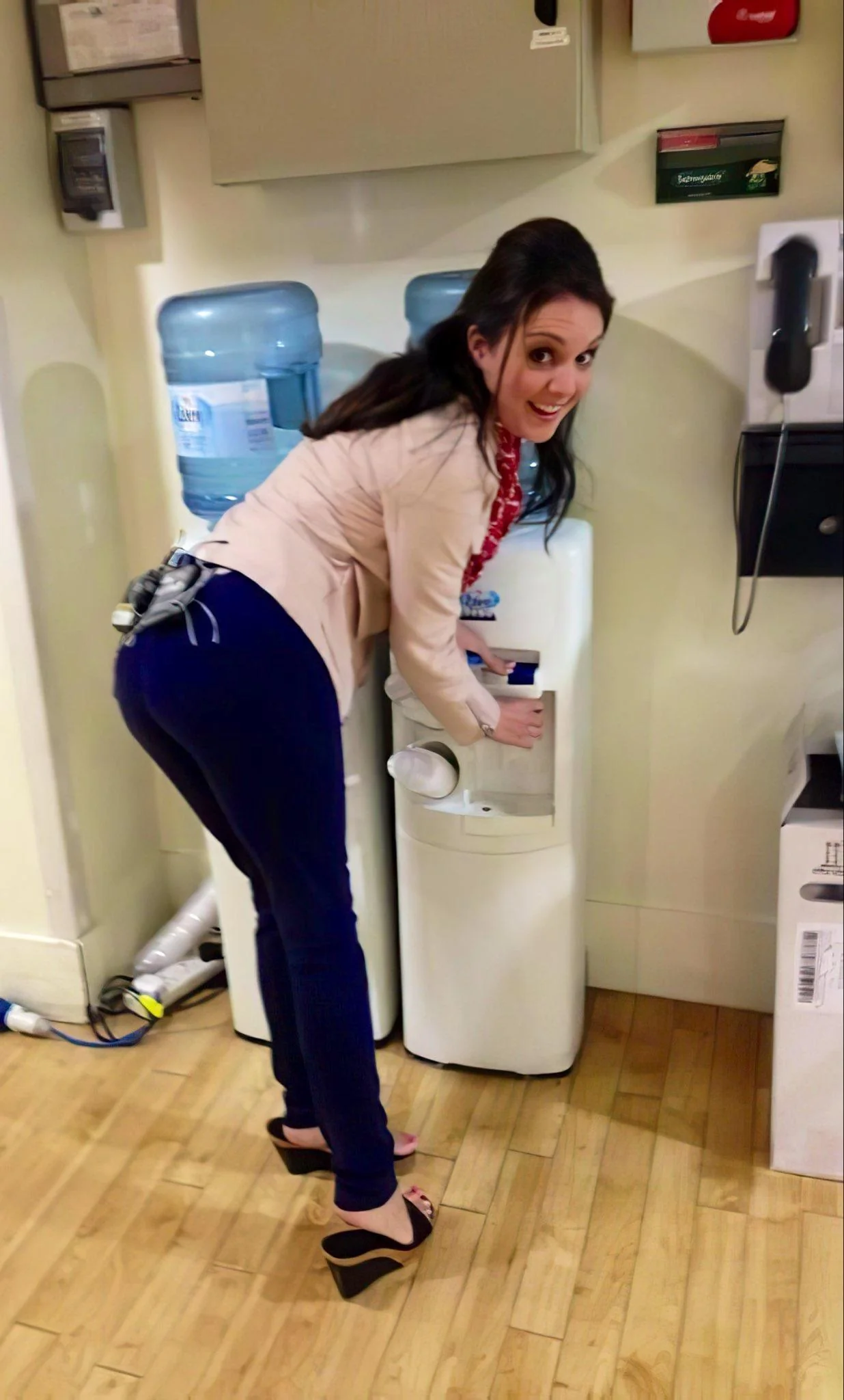 Laura Tobin picture 10 of 15