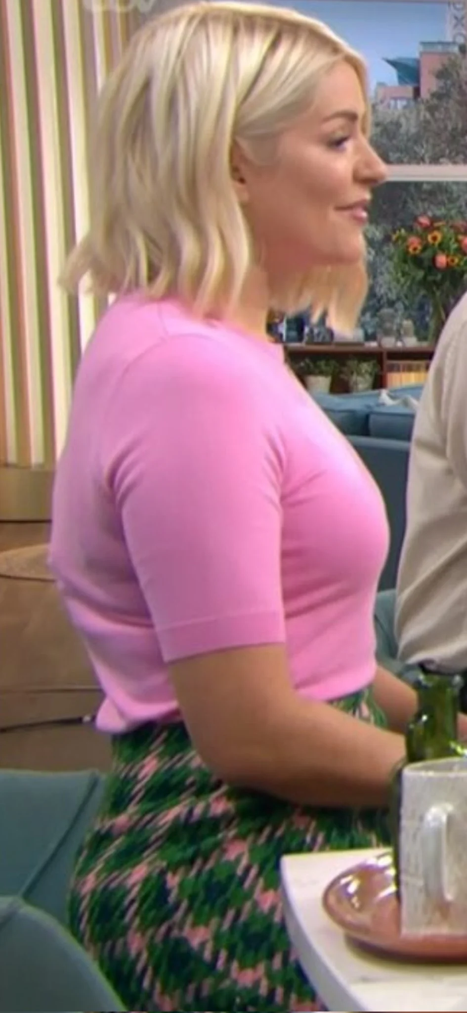 Holly Willoughby picture 3 of 4