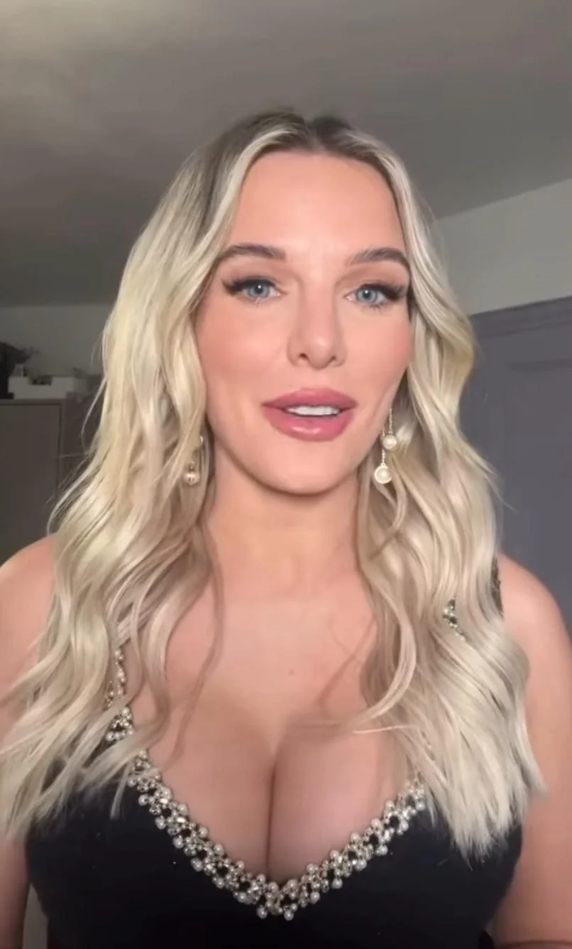 Helen Flanagan picture 1 of 1