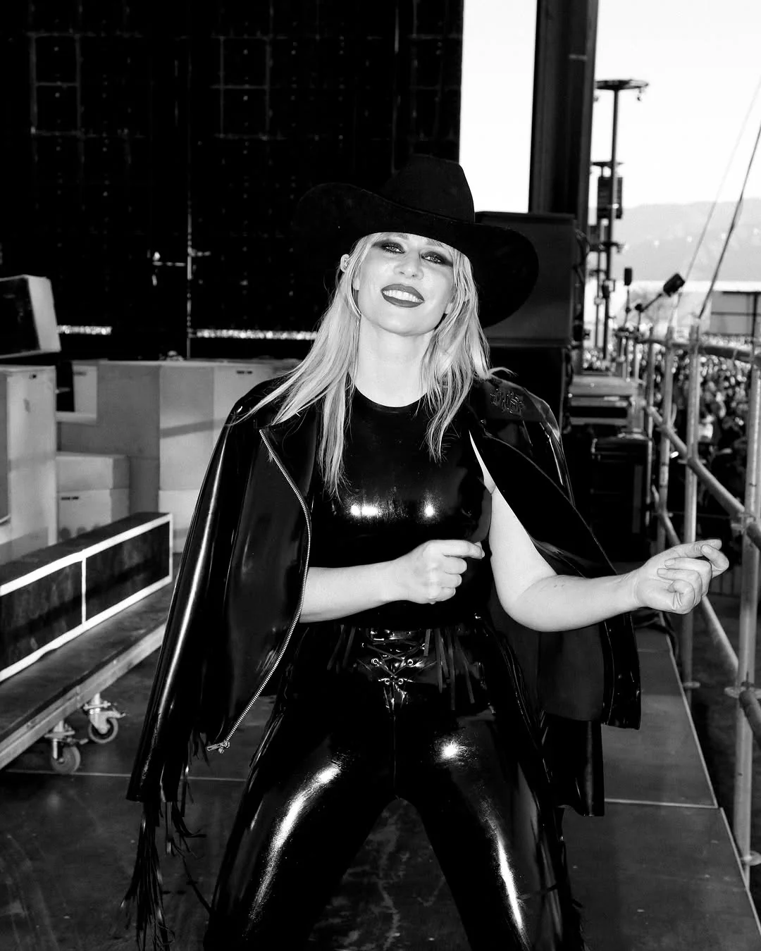Natasha Bedingfield picture 1 of 5
