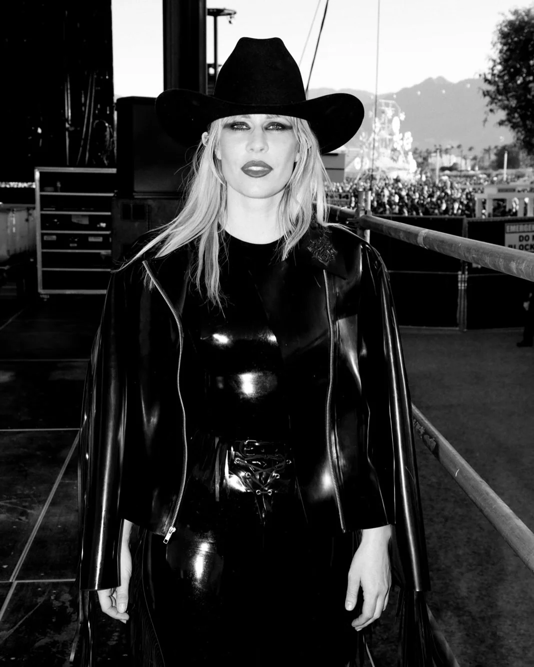 Natasha Bedingfield picture 3 of 5