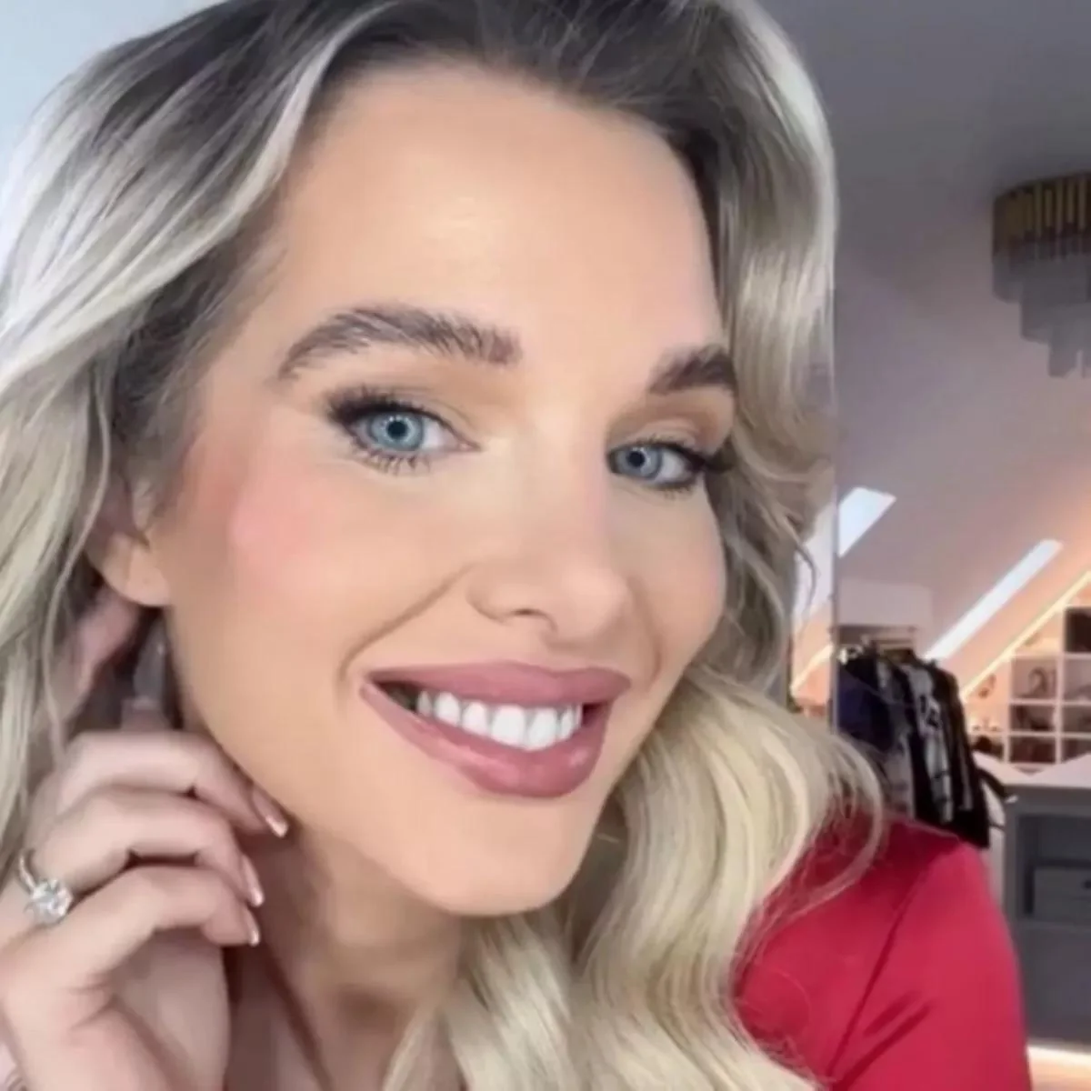 Helen Flanagan. picture 1 of 2