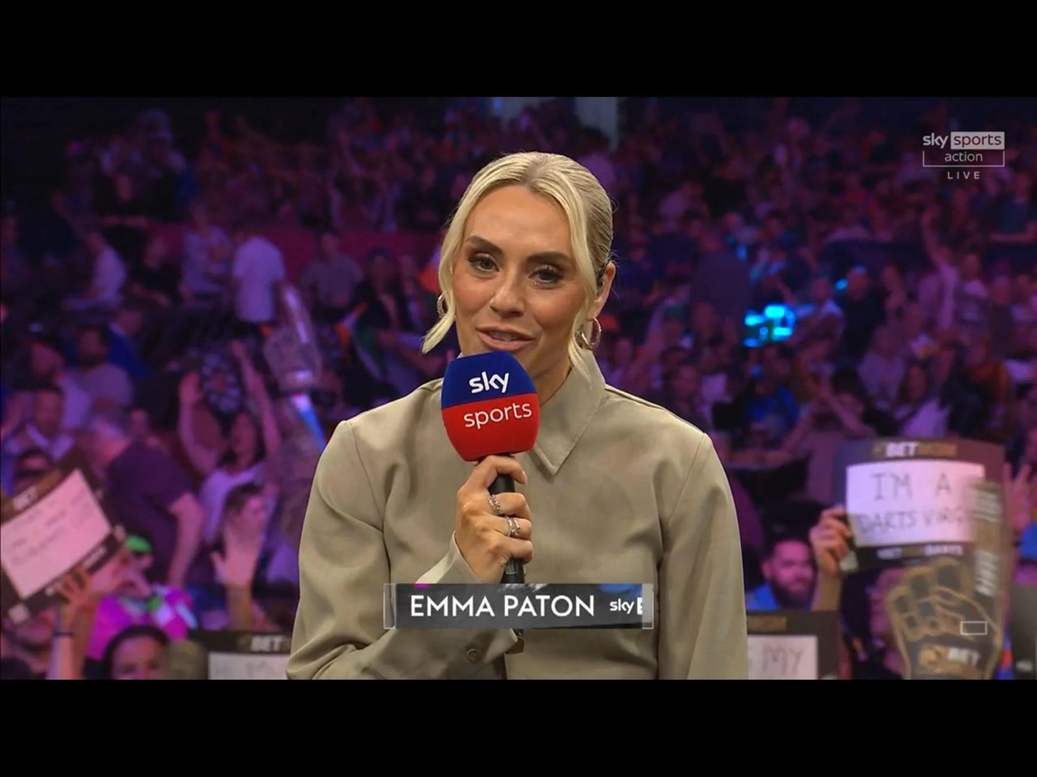 Emma Paton picture 3 of 4