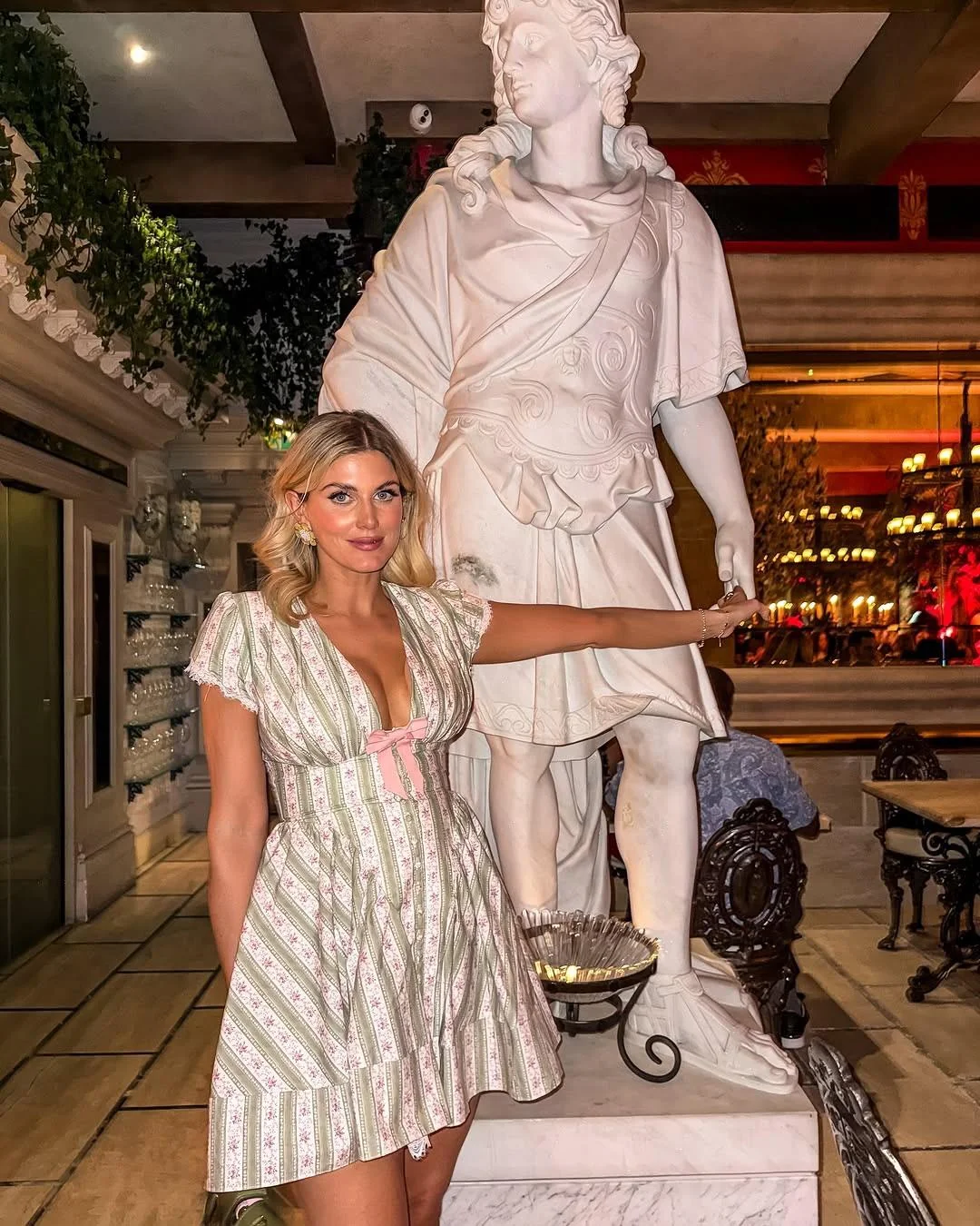 Ashley James picture 2 of 4