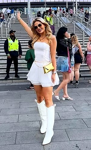Ellie Costello'