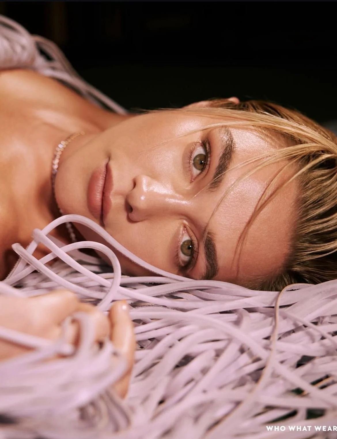 Florence Pugh picture 4 of 6