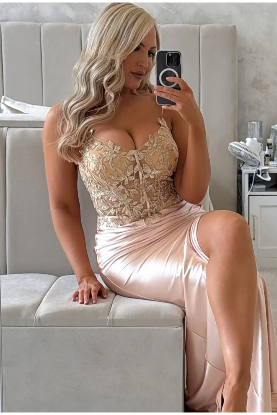 Emma Louise Jones picture 1 of 3