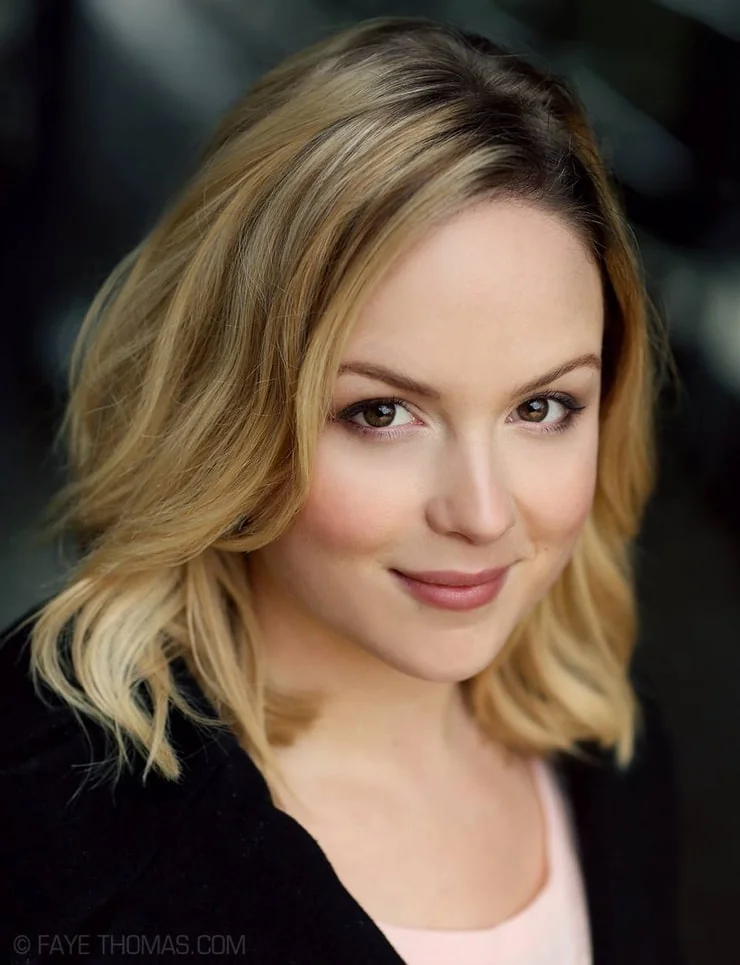 Kimberley Nixon picture 3 of 5