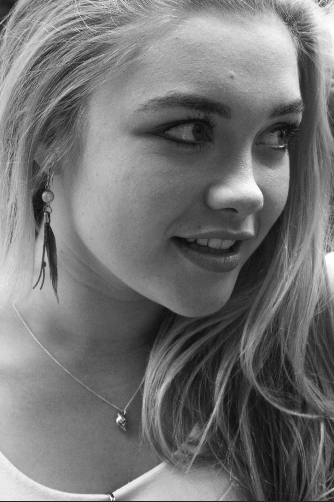 Florence Pugh picture 1 of 1