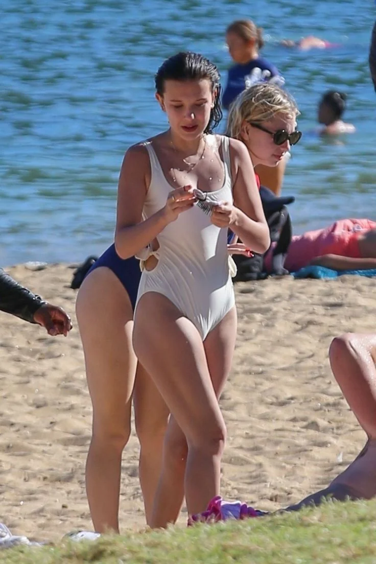 Millie bobby brown picture 3 of 6